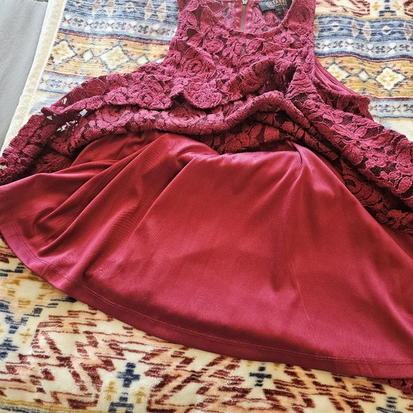 SHYANNE High Neck Sleeveless Lace Fit & Flare Short Western Dress Medium Red - Picture 14 of 15